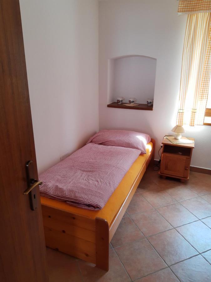 Ubytovani U Dvoraku Veseli nad Luznici Exterior photo